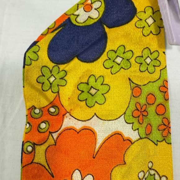 Fun Retro Yellow Scarf With Bright Flowers 50" - Picture 6 of 7